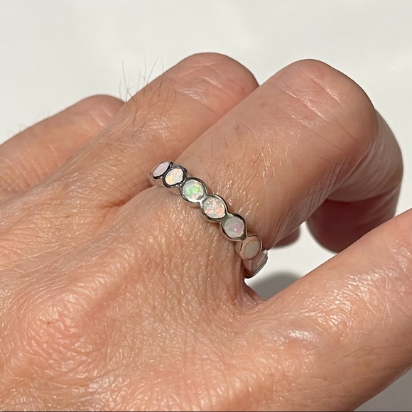 💕TOP SELLER💕 Silver Eternity White Lab Opal Band, Silver Ring, Wedding Bands - Picture 9 of 12